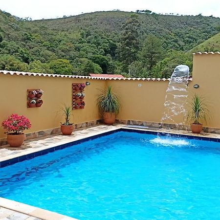 Pousada Alejandro クーニャ エクステリア 写真
